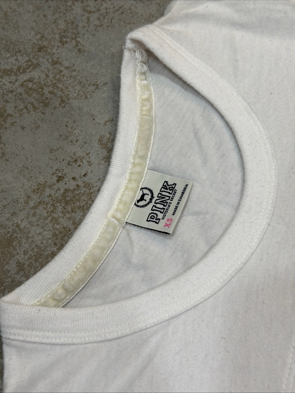 Y2K 2008 Victoria’s Secret Pink Vote Pink Football Style Tee Size X-Small Faded - Picture 4 of 9